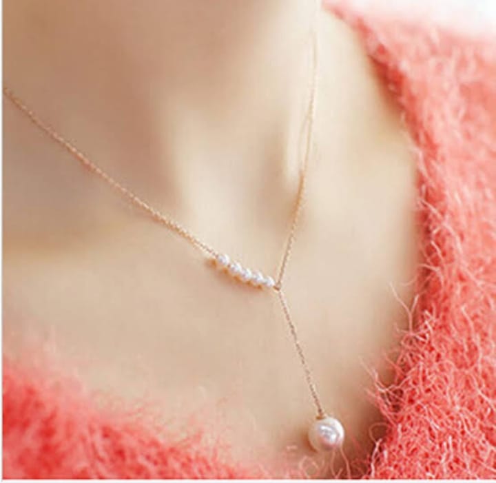 Golden / Silver Stylish Clavicle Pendent For Girls - Silver