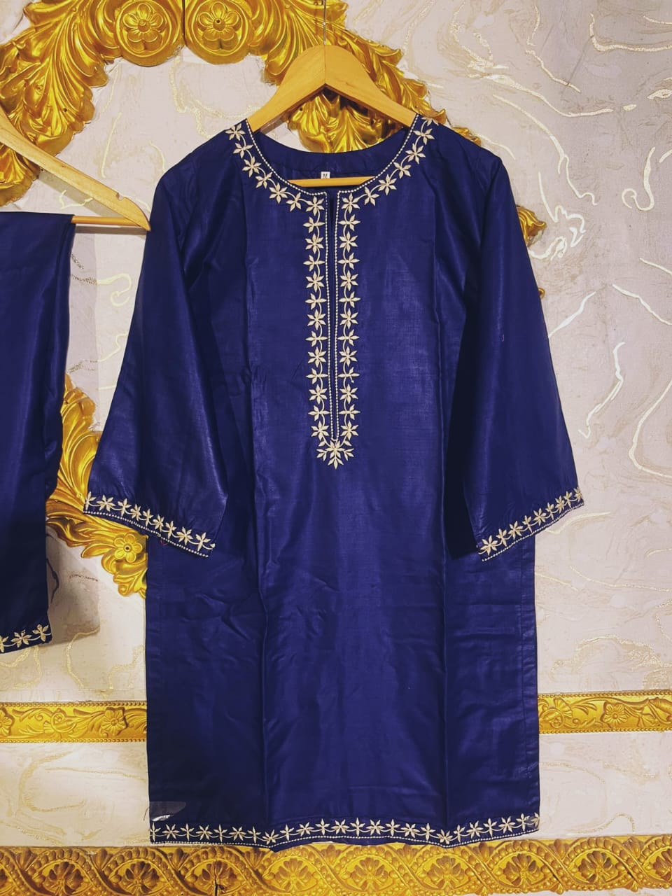 2pcs Stitched Suits 2 Pcs Elegant Women's Stitched Embroidered Linen Shirt And Trouser - black, Medium